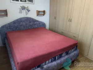 Pronájem bytu 2+kk, Trhové Sviny, Budovatelská, 44 m2