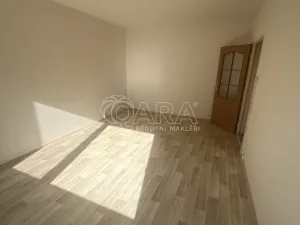Pronájem bytu 1+kk, Praha - Chodov, Ledvinova, 31 m2