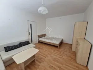 Pronájem bytu 1+1, Hradec Králové - Moravské Předměstí, Formánkova, 34 m2