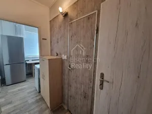 Pronájem bytu 1+1, Hradec Králové - Moravské Předměstí, Formánkova, 34 m2