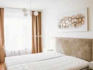 Pronájem bytu 2+kk, Praha - Vysočany, Střídavá, 52 m2