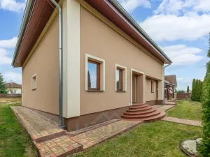 Prodej vily, Babice, Okružní, 200 m2