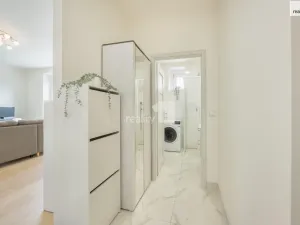 Prodej bytu 2+kk, Praha - Michle, Sedlčanská, 51 m2