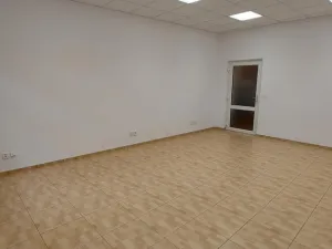 Pronájem kanceláře, Valašské Meziříčí, Křížkovského, 32 m2