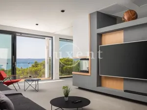 Prodej vily, Omiš, Chorvatsko, 298 m2