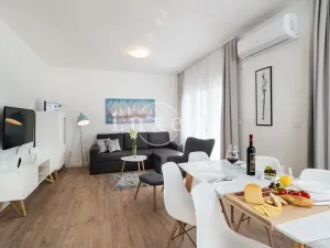 Prodej bytu 2+kk, Trogir, Chorvatsko, 63 m2