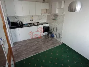 Pronájem bytu 3+kk, Praha - Kobylisy, Kyselova, 67 m2