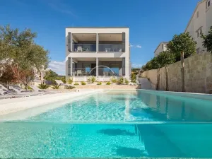 Prodej vily, Rogoznica, Chorvatsko, 675 m2