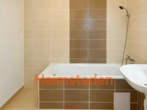 Pronájem bytu 2+1, Orlová - Lutyně, Masarykova třída, 60 m2