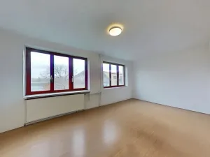 Pronájem bytu 3+1, Jersín, 70 m2