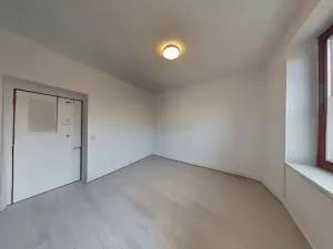 Pronájem bytu 3+1, Jersín, 70 m2