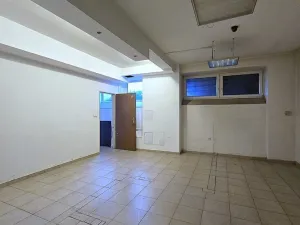 Pronájem obchodního prostoru, Týnec nad Sázavou, Ing. Fr. Janečka, 39 m2