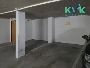 Pronájem bytu 2+kk, Karlovy Vary, Na Vyhlídce, 52 m2