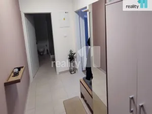 Pronájem bytu 1+kk, Plzeň - Valcha, K Zelené louce, 30 m2