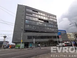 Pronájem kanceláře, Pardubice - Zelené Předměstí, třída Míru, 17 m2