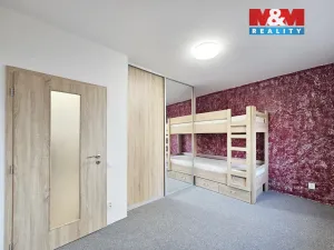 Pronájem bytu 2+1, Liberec - Liberec XXV-Vesec, U Sídliště, 61 m2