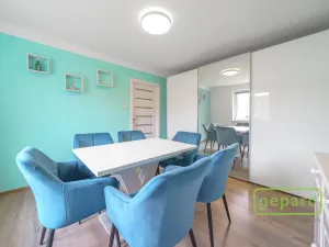 Prodej bytu 3+1, Karlovy Vary, Šumavská, 99 m2