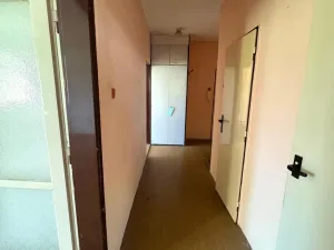 Prodej bytu 2+1, Nová Role, Tovární, 60 m2