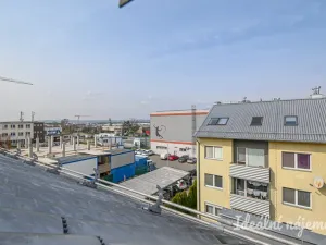 Pronájem bytu 2+1, Brno, Ponětovická, 62 m2