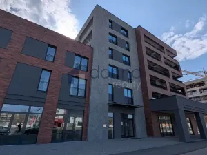 Pronájem bytu 1+kk, Praha, Poděbradská, 35 m2