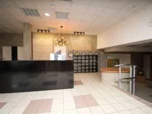 Pronájem kanceláře, Praha, U průhonu, 56 m2