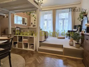 Prodej bytu 2+1, Opava, Tyršova, 66 m2