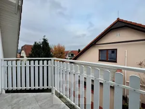 Pronájem rodinného domu, Česká, 200 m2