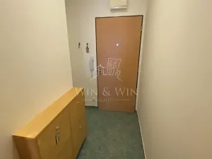 Pronájem bytu 2+kk, Praha - Vysočany, Podkovářská, 62 m2