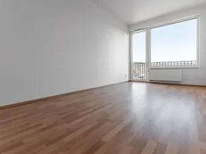 Pronájem bytu 2+kk, Praha - Vysočany, Strnadových, 55 m2