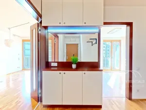 Pronájem bytu 3+kk, Praha - Žižkov, Olgy Havlové, 76 m2