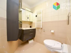 Prodej bytu 4+kk, Jince, Zborovská, 85 m2