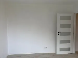 Prodej bytu 1+kk, Praha, Veltruská, 27 m2