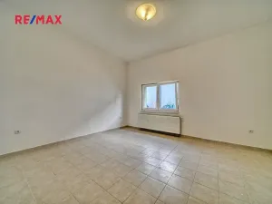 Pronájem bytu 1+kk, Poděbrady, Za Mlékárnou, 30 m2