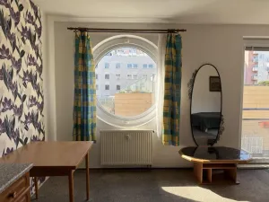 Prodej bytu 1+kk, Praha - Vysočany, bratří Dohalských, 40 m2