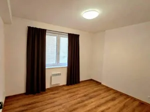 Pronájem bytu 2+kk, Praha - Hloubětín, Klánovická, 40 m2