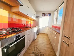 Prodej bytu 3+1, Brno, Brechtova, 74 m2