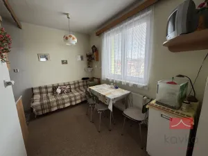 Prodej bytu 2+1, Divišov, Na Sídlišti, 47 m2