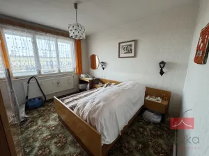 Prodej bytu 2+1, Divišov, Na Sídlišti, 47 m2