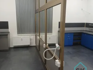 Pronájem komerční nemovitosti, Krnov - Pod Bezručovým vrchem, Mikulášská, 30 m2