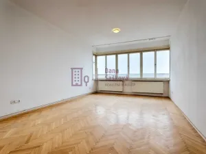 Pronájem bytu 2+1, Jindřichův Hradec - Jindřichův Hradec I, Komenského, 70 m2