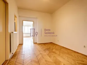 Pronájem bytu 2+1, Jindřichův Hradec - Jindřichův Hradec I, Komenského, 70 m2