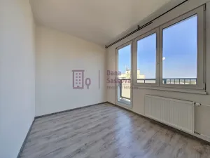 Pronájem bytu 2+kk, Jindřichův Hradec - Jindřichův Hradec III, sídliště Vajgar, 31 m2