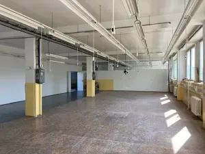 Pronájem výrobních prostor, Liberec, Švermova, 180 m2
