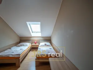 Prodej rodinného domu, Čejkovice, 468 m2