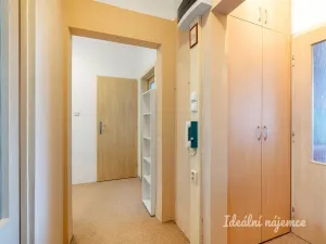 Pronájem bytu 3+1, Praha - Chodov, Valentova, 66 m2