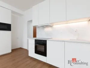 Pronájem bytu 2+kk, Opava - Předměstí, Sadová, 41 m2