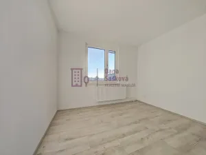 Prodej bytu 3+1, Jindřichův Hradec - Jindřichův Hradec IV, Jakubská, 68 m2