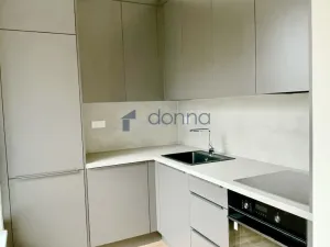 Pronájem bytu 2+kk, Praha, Hodkovická, 47 m2