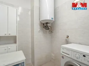 Prodej bytu 3+1, Karlovice - Sedmihorky, 65 m2