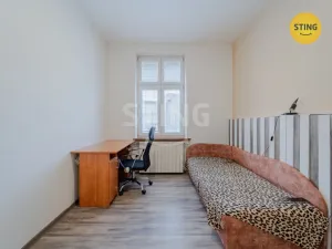 Prodej bytu 3+1, Opava, Komenského, 69 m2